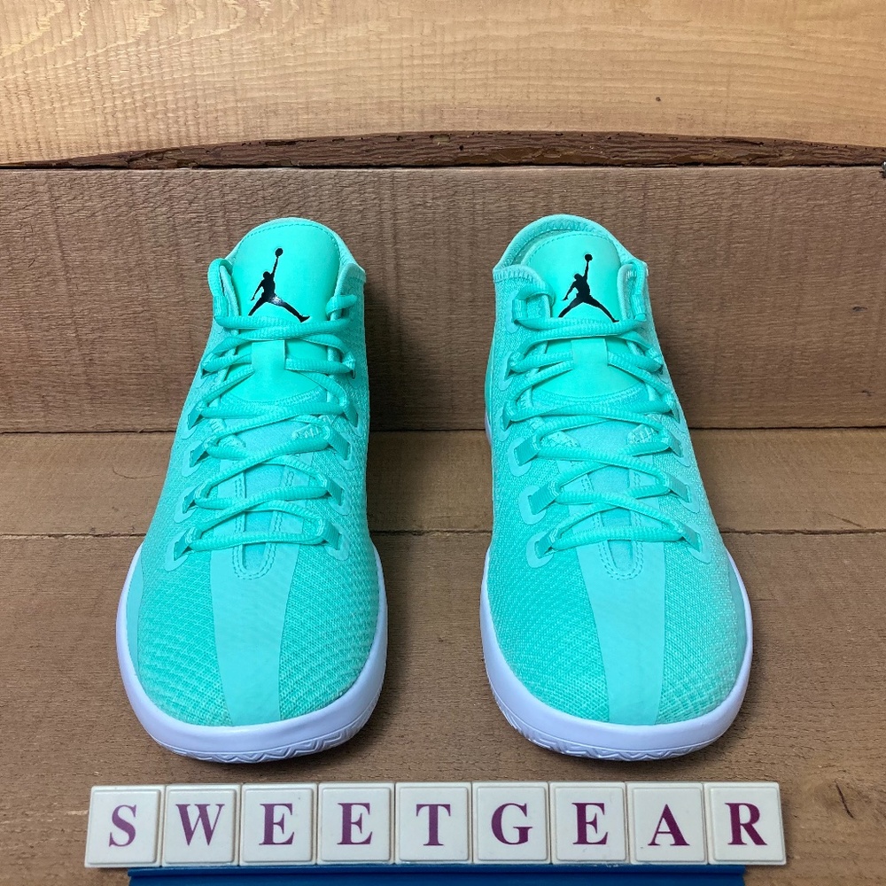 Jordan Reveal 'Green Glow' SAMPLE RAREColorway - Picture 4 of 14